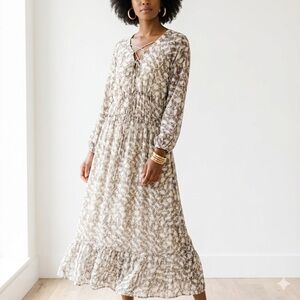 Derek Lam neutral animal print silk boho maxi dress - size 6 (Small)